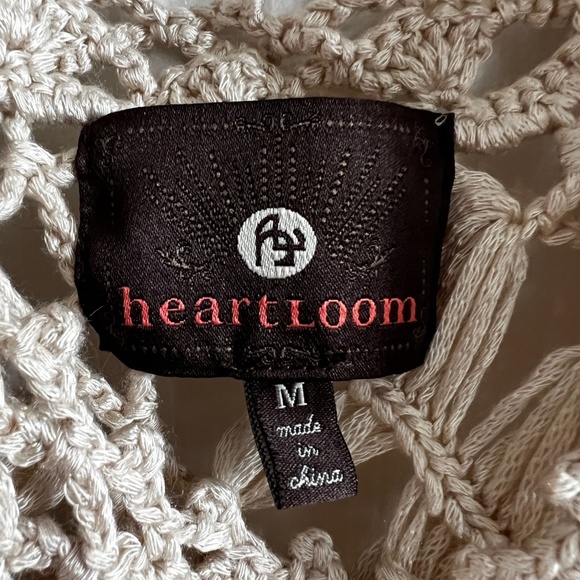 Heartloom Woven Blouse - Picture 4 of 4